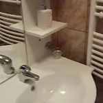 Potok Gostinjska kuća Lokve
